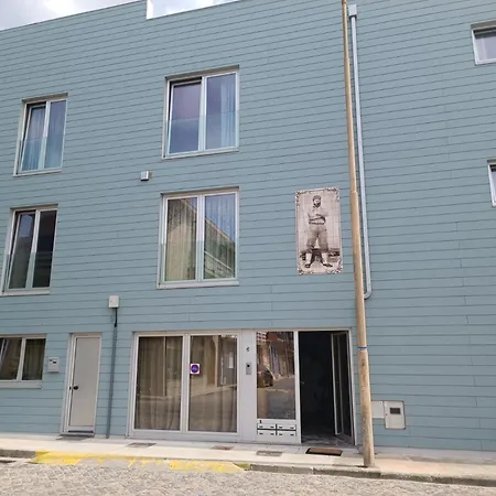 Em Frente Ao Mar! 아파트 *