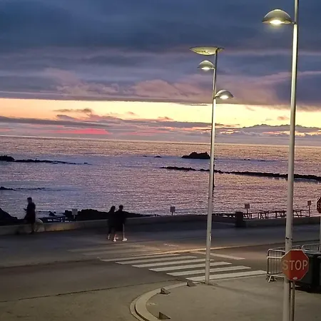 Em Frente Ao Mar! *